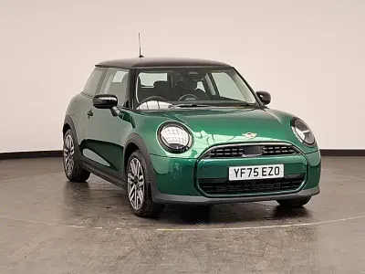 Used Mini Cooper Hatch 114 kW (156 HP) 2025 Green Hatchback