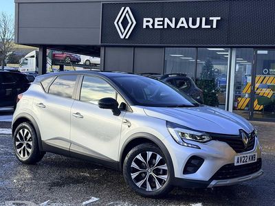 Mercury silver Used 2022 Renault Captur LIMITED SUV | £13,695 (Fair price)