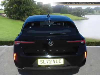 Used Vauxhall Astra Design Edition 130 HP (95 kW) 2022 Black Hatchback