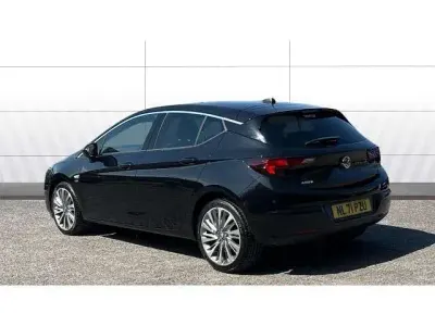 Second-hand Vauxhall Astra Edition 145 CP (106 kW) 2021 Other Hatchback