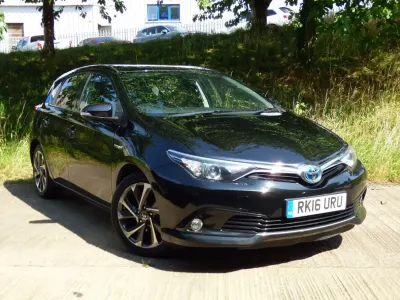 Used Toyota Auris Hybrid Design 2016 Black Hatchback