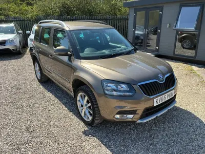 Używany Skoda Yeti SE 105 KM (77 kW) 2016 Brązowy SUV