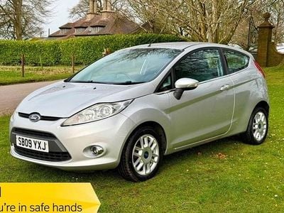 Used Ford Fiesta Zetec 82 HP (60 kW) 2009 Silver Hatchback