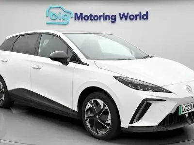 Usado MG MG4 EV Trophy 150 kW (204 HP) 2025 Citadino