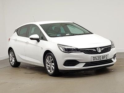 Second-hand Vauxhall Astra 2020 Alb Hatchback