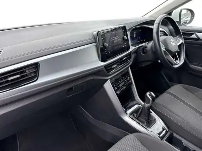 Used VW T-Roc Life 110 HP (80 kW) 2022 White SUV