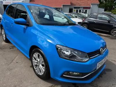 Usado VW Polo SE 90 HP (66 kW) 2014 Azul Citadino
