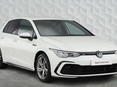 Used VW Golf VII R-line 150 HP (110 kW) 2020 White Hatchback