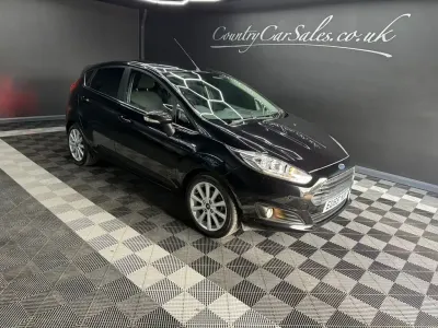 Used Ford Fiesta Titanium 100 HP (73 kW) 2015 Black Hatchback