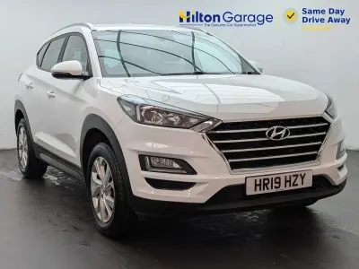 Used Hyundai Tucson SE 177 HP (130 kW) 2019 White SUV