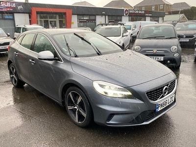 Used Volvo V40 R-Design 122 HP (89 kW) 2019 Hatchback