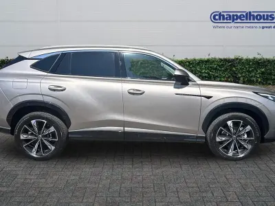 New MG HS SE 2026 SUV