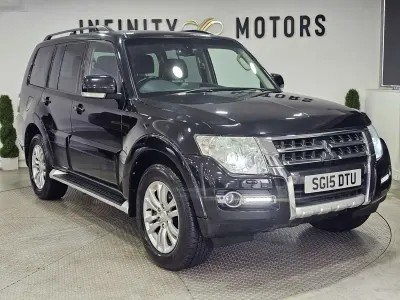 Usado Mitsubishi Shogun 187 HP (137 kW) 2015 Preto SUV