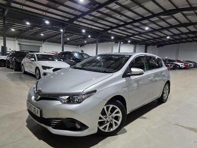 Silver Used 2018 Toyota Auris Hybrid Hatchback | £9,330 (Good price)