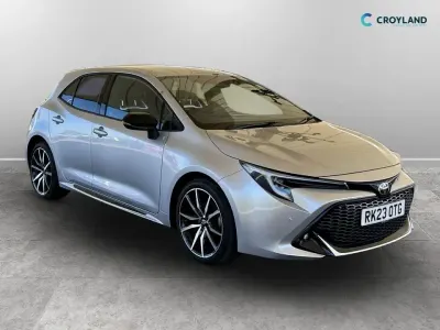 Usado Toyota Corolla Sport 140 CV (102 kW) 2023 Plateado Utilitario