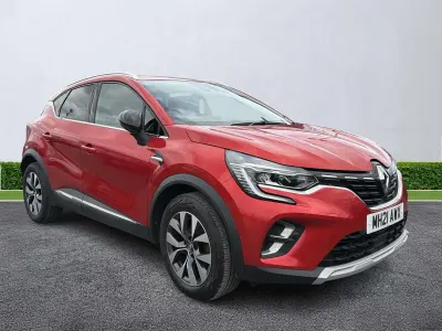 Used Renault Captur Version S 115 HP (84 kW) 2021 Red  SUV