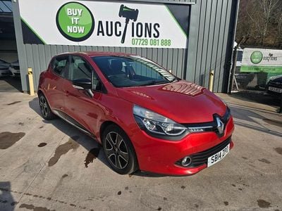 Used Renault Clio IV Dynamique 90 HP (66 kW) 2014 Red Hatchback