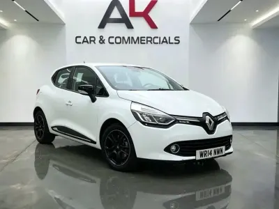 Used Renault Clio Dynamique 90 HP (66 kW) 2014 White Hatchback