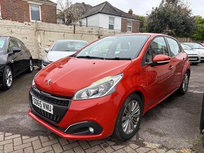 Used Peugeot 208 Active 82 HP (60 kW) 2015 Orange Hatchback