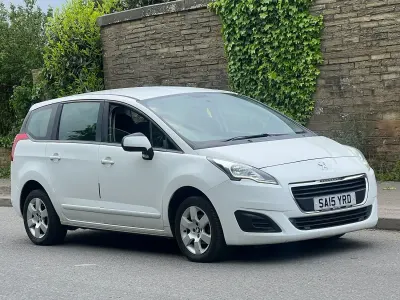 Used Peugeot 5008 Access 120 HP (88 kW) 2015 White MPV