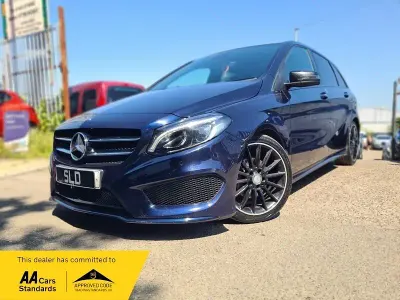Used Mercedes B200 AMG Line Premium Plus 136 HP (100 kW) 2017 Blue Hatchback