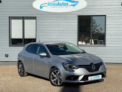 Używany Renault Mégane IV Dynamique 110 KM (80 kW) 2017 Srebrny Hatchback