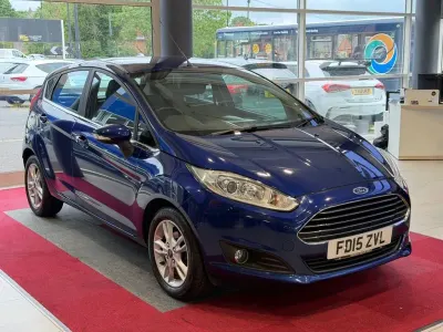 Used Ford Fiesta Zetec 82 HP (60 kW) 2015 Blue Hatchback