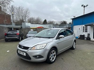 Begagnad Ford Focus Sport 2011 Silver Halvkombi