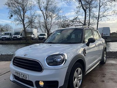 Begagnad Mini Cooper Classic 136 HK (100 kW) 2020 Halvkombi