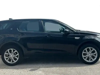 Used Land Rover Discovery Sport HSE 180 HP (132 kW) 2017 Black SUV
