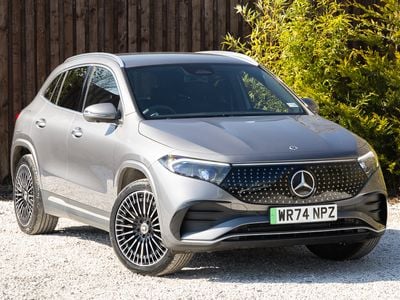 Mercedes EQA250+