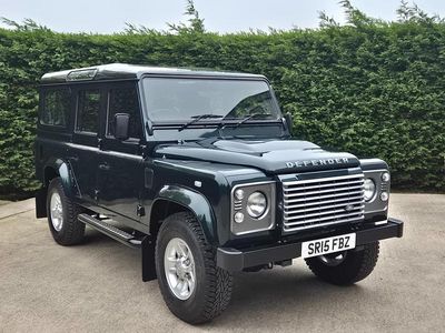 Usado Land Rover Defender 2015 Verde Carrinha