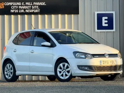 Used VW Polo 75 HP (55 kW) 2011 White Hatchback