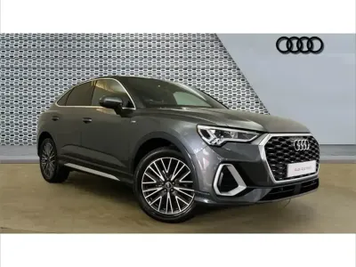 Begagnad Audi Q3 S-Line 150 HK (110 kW) 2023 Grå SUV