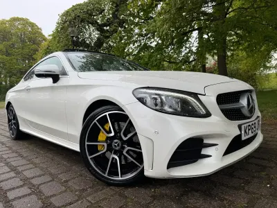 Second-hand Mercedes C300 AMG Line Premium Plus 2020 Alb Coupe