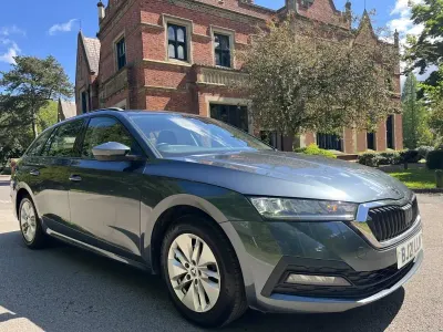Usado Skoda Octavia SE Technology 150 HP (110 kW) 2021 Cinzento Carrinha
