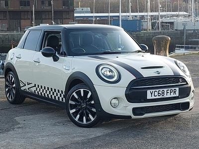 Used Mini Cooper S Exclusive 192 HP (141 kW) 2019 White Hatchback