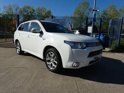 Mitsubishi Outlander P-HEV