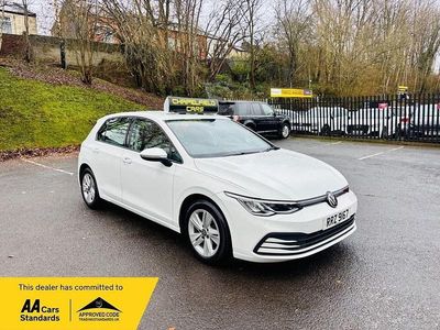 Used VW Golf VII Life 150 HP (110 kW) 2020 White Hatchback