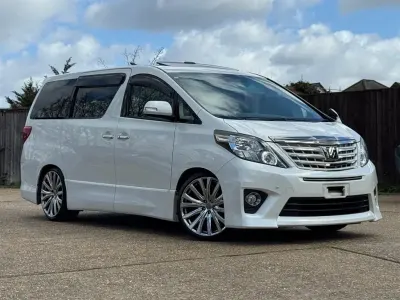 Used Toyota Alphard 2014 White MPV