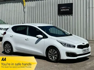 Used Kia Ceed 2016 White Hatchback