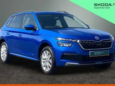 Used Skoda Kamiq SE Drive 70 HP (51 kW) 2023 Race blue metallic SUV