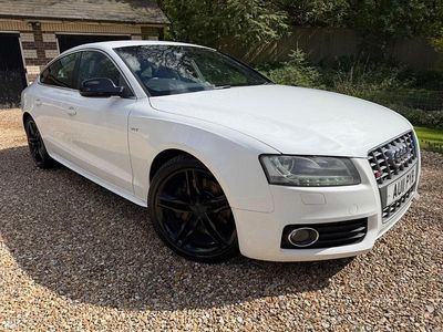 Used Audi S5 Sportback Comfort 333 HP (244 kW) 2011 White Hatchback