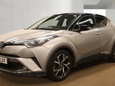Used Toyota C-HR 122 HP (89 kW) 2019 SUV