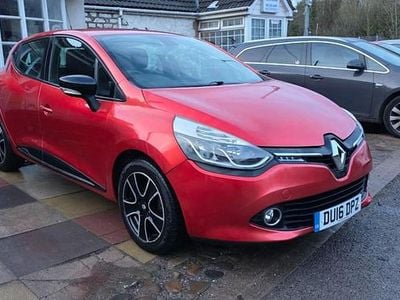 Used Renault Clio IV Dynamique 2016 Red Hatchback