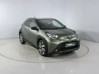 Used Toyota Aygo X 72 HP (52 kW) 2022 Green SUV