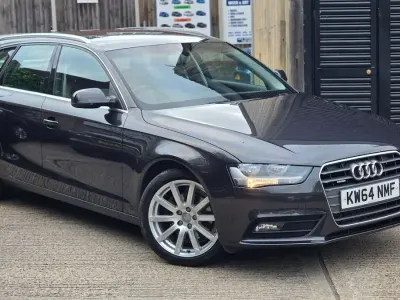 Used Audi A4 Comfort 177 HP (130 kW) 2015 Grey Estate