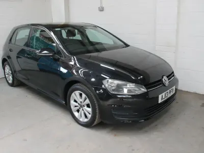 Używany VW Golf VII SE 2013 Czarny Hatchback