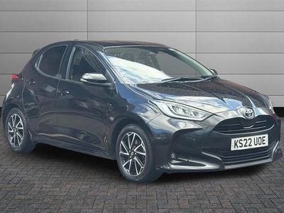 Used Toyota Yaris Hybrid Design 116 HP (85 kW) 2022 Black Hatchback
