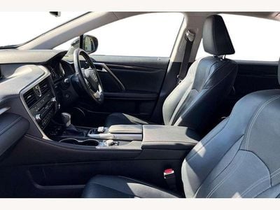Usado Lexus RX450h Sport Line 313 CV (230 kW) 2019 Plateado SUV